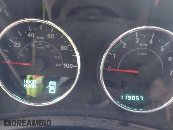 2014 Jeep Wrangler Unlimited Sahara with VIN 1C4BJWEG0EL151473, listed as a IAAI auction lot 41600726 with 119,057 mi miles. Bid and sale history available at carsss.com. Image 7.