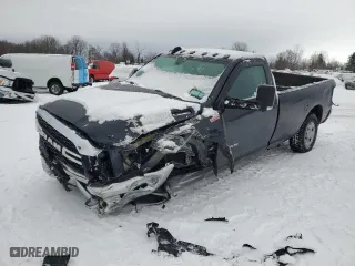 2019 Ram 2500 Tradesman with VIN 3C6MR5AJ0KG551935, listed as a Copart auction lot 43856195 with 156,569 mi miles and Salvage Title. Bid and sale history available at carsss.com. Image 1.