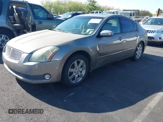 2004 Nissan Maxima SE with VIN 1N4BA41E24C819772, listed as a IAAI auction lot 41982374 with 171,299 mi miles. Bid and sale history available at carsss.com. Image 2.