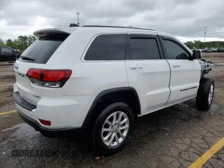 2022 Jeep Grand Cherokee WK Laredo E with VIN 1C4RJFAG9NC113941, listed as a Copart auction lot 64972704 with 42,151 mi miles and Salvage Title. Bid and sale history available at carsss.com. Image 3.