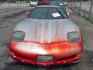 2000 Chevrolet Corvette z VIN 1G1YY22G9Y5121554, wystawiony jako IAAI lot #42437146 z przebiegiem Nie podano mil oraz . Historia ofert i sprzedaży dostępna na DreamBid. Obrazek 6.