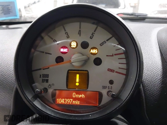 2012 MINI Countryman S with VIN WMWZC5C58CWL60067, listed as a IAAI auction lot 42081725 with 104,397 mi miles and . Bid and sale history available at DreamBid. Image 7.