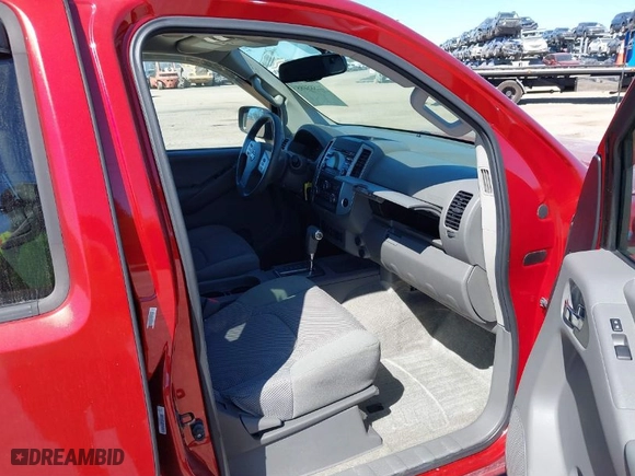 2014 Nissan Frontier SV with VIN 1N6AD0ER1EN758341, listed as a IAAI auction lot 41585185 with 97,308 mi miles. Bid and sale history available at carsss.com. Image 5.