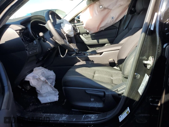 2025 Mazda CX-50 S Select with VIN 7MMVABAM3SN303568, listed as a Copart auction lot 81138594 with 4,145 mi miles and Clean Title. Bid and sale history available at DreamBid. Image 7.