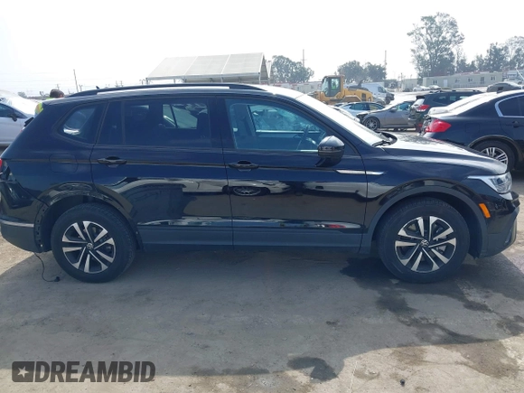 2024 Volkswagen Tiguan S with VIN 3VVRB7AX0RM055422, listed as a IAAI auction lot 42344755 with 20,670 mi miles and . Bid and sale history available at DreamBid. Image 14.