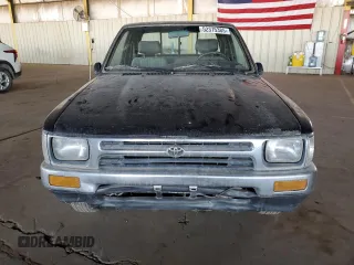 1994 Toyota Pickup with VIN 4TARN93P4RZ266079, listed as a Copart auction lot 52375385 with 165,824 mi miles and Clean title. Bid and sale history available at DreamBid. Image 5.