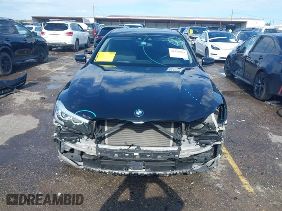 2017 BMW 7 Series 740i with VIN WBA7E2C5XHG739508, listed as a IAAI auction lot 42226064 with 70,333 mi miles and . Bid and sale history available at DreamBid. Image 13.