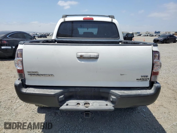 2010 Toyota Tacoma with VIN 3TMLU4EN6AM041048, listed as a Copart auction lot 61290985 with 199,384 mi miles and Salvage title. Bid and sale history available at DreamBid. Image 6.
