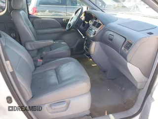 2002 Toyota Sienna LE with VIN 4T3ZF13C62U444564, listed as a IAAI auction lot 41515466 with 284,745 mi miles. Bid and sale history available at carsss.com. Image 5.