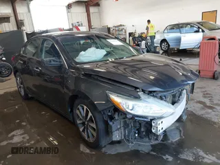 2017 Nissan Altima S with VIN 1N4AL3AP5HC281902, listed as a IAAI auction lot 42660244 with 185,813 mi miles and . Bid and sale history available at DreamBid. Image 1.