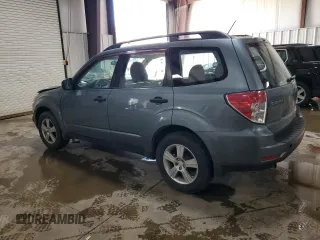 2011 Subaru Forester X z VIN JF2SHABC7BH732386, wystawiony jako Copart lot #55149135 z przebiegiem 191 898 mil mil oraz Szkoda całkowita • Salvage title. Historia ofert i sprzedaży dostępna na DreamBid. Obrazek 2.