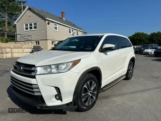 2018 Toyota Highlander LE with VIN 5TDZZRFHXJS247006, listed as a Copart auction lot 66487745 with 271,046 mi miles and Clean title. Bid and sale history available at DreamBid. Image 1.