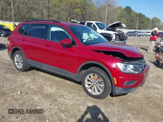 2019 Volkswagen Tiguan S with VIN 3VV0B7AX6KM095423, listed as a IAAI auction lot 41933684 with 82,615 mi miles and . Bid and sale history available at DreamBid. Image 1.