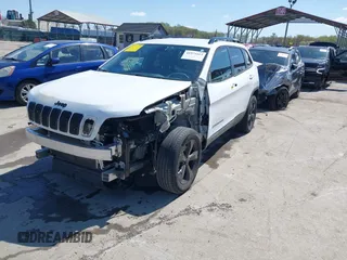 2020 Jeep Cherokee Altitude with VIN 1C4PJMLN7LD554191, listed as a IAAI auction lot 41975413 with 55,923 mi miles. Bid and sale history available at carsss.com. Image 18.