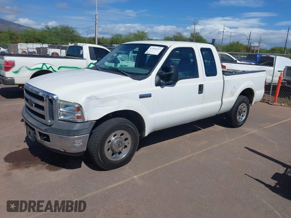 2006 Ford Super Duty F-250 XL with VIN 1FTNX20516ED38107, listed as a IAAI auction lot 41451217 with 90,620 mi miles. Bid and sale history available at carsss.com. Image 2.