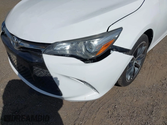 2015 Toyota Camry XLE with VIN 4T1BF1FK8FU040068, listed as a IAAI auction lot 40521641 with 25,156 mi miles and . Bid and sale history available at DreamBid. Image 6.