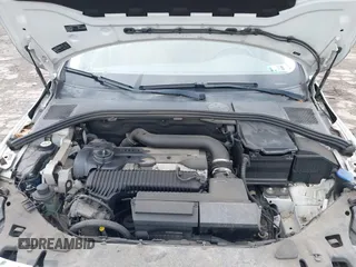2013 Volvo S60 T5 Premier with VIN YV1612FS8D2209129, listed as a IAAI auction lot 41973705 with 85,947 mi miles. Bid and sale history available at carsss.com. Image 10.