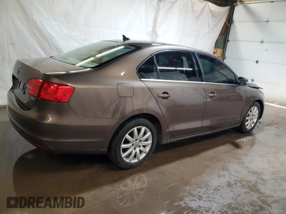 2013 Volkswagen Jetta TDI w/Premium with VIN 3VW3L7AJ2DM374825, listed as a Copart auction lot 62754875 with 152,278 mi miles and Salvage title. Bid and sale history available at DreamBid. Image 3.