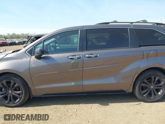 2022 Toyota Sienna XSE with VIN 5TDXRKEC2NS108482, listed as a IAAI auction lot 42061126 with 47,915 mi miles and . Bid and sale history available at DreamBid. Image 14.