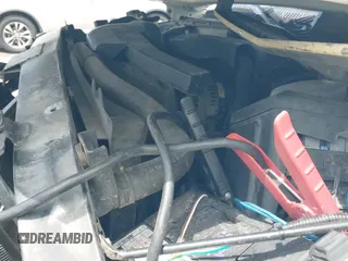 2004 Chevrolet Avalanche z VIN 3GNEC12T24G151070, wystawiony jako IAAI lot #42833612 z przebiegiem 229 010 mil mil oraz . Historia ofert i sprzedaży dostępna na DreamBid. Obrazek 19.