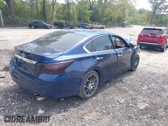 2016 Nissan Altima SR with VIN 1N4AL3APXGC170261, listed as a IAAI auction lot 42041616 with 135,175 mi miles and . Bid and sale history available at DreamBid. Image 4.