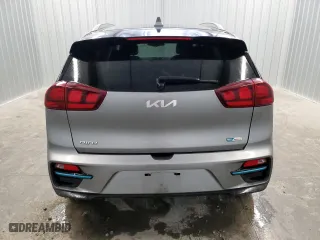 2022 Kia Niro EV S with VIN KNDCC3LG7N5159803, listed as a Copart auction lot 71338544 with 42,583 mi miles and Salvage Title. Bid and sale history available at carsss.com. Image 6.