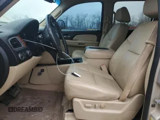 2008 Chevrolet Suburban LT w/2LT with VIN 3GNFK16318G170913, listed as a Copart auction lot 49304515 with 244,881 mi miles and Salvage Title. Bid and sale history available at carsss.com. Image 7.