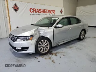 2013 Volkswagen Passat SEL Premium z VIN 1VWCP7A3XDC136762, wystawiony jako Copart lot #45092895 z przebiegiem 163 203 mil mil oraz Szkoda całkowita • Salvage title. Historia ofert i sprzedaży dostępna na DreamBid. Obrazek 1.