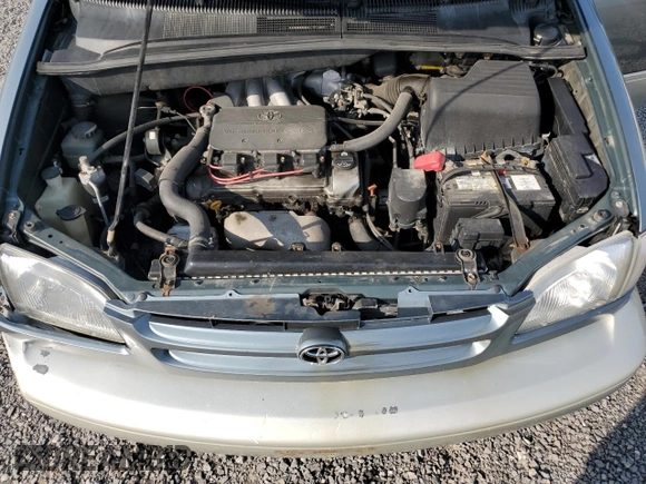 1998 Toyota Sienna LE with VIN 4T3ZF13C7WU074909, listed as a Copart auction lot 72345864 with 452,598 mi miles and Clean Title. Bid and sale history available at carsss.com. Image 12.