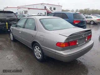 2000 Toyota Camry CE with VIN 4T1BG22K4YU678040, listed as a IAAI auction lot 42012146 with 112,714 mi miles. Bid and sale history available at carsss.com. Image 3.