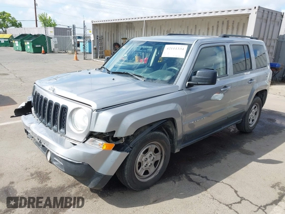 2015 Jeep Patriot Sport with VIN 1C4NJRBB1FD269387, listed as a IAAI auction lot 42111334 with 175,512 mi miles and . Bid and sale history available at carsss.com. Image 2.