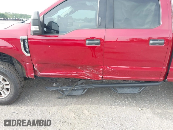 2019 Ford F-250 XL z VIN 1FT7W2B60KEC57384, wystawiony jako IAAI lot #42355105 z przebiegiem 99 354 mil mil oraz . Historia ofert i sprzedaży dostępna na DreamBid. Obrazek 6.