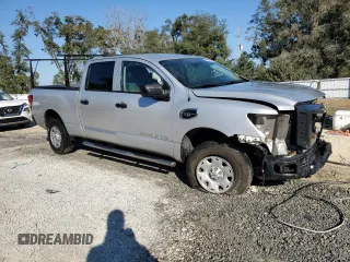 2017 Nissan Titan with VIN 1N6AA1F13HN552434, listed as a Copart auction lot 83294434 with 199,500 mi miles and Salvage title. Bid and sale history available at DreamBid. Image 4.