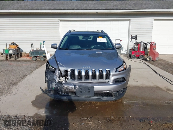 2017 Jeep Cherokee Limited z VIN 1C4PJLDB7HW641972, wystawiony jako IAAI lot #42081133 z przebiegiem 115 589 mil mil oraz . Historia ofert i sprzedaży dostępna na DreamBid. Obrazek 13.