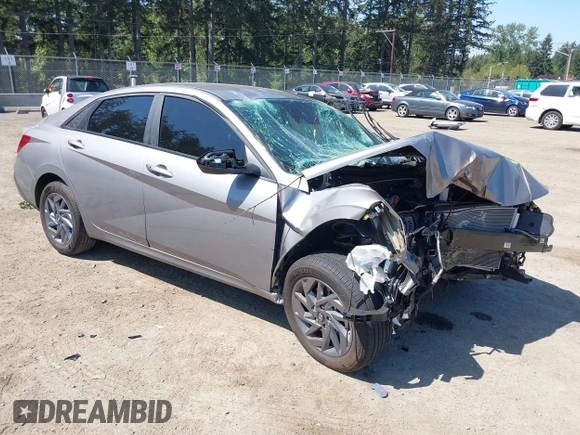 2024 Hyundai Elantra SEL with VIN KMHLM4DG9RU758372, listed as a IAAI auction lot 42165823 with 8,744 mi miles and . Bid and sale history available at DreamBid. Image 1.