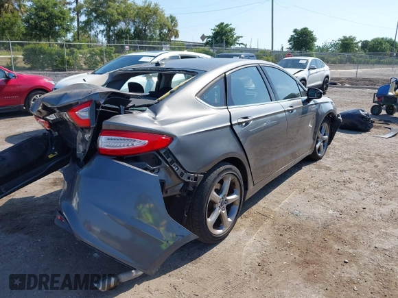 2013 Ford Fusion SE with VIN 3FA6P0H74DR338049, listed as a IAAI auction lot 42090944 with 139,645 mi miles. Bid and sale history available at carsss.com. Image 4.
