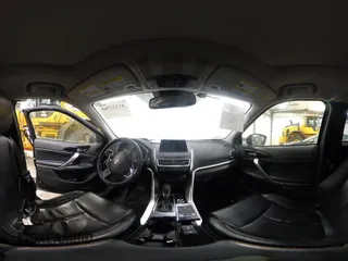 2018 Mitsubishi Eclipse Cross SE z VIN JA4AT5AA8JZ068425, wystawiony jako IAAI lot #41333765 z przebiegiem 64 000 mil mil oraz . Historia ofert i sprzedaży dostępna na DreamBid. Obrazek 19.