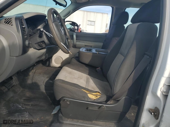 2007 Chevrolet Silverado 1500 LTZ with VIN 2GCEC13J471695413, listed as a Copart auction lot 82387934 with 272,676 mi miles and Salvage Title. Bid and sale history available at carsss.com. Image 7.