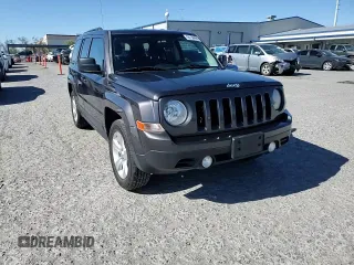 2015 Jeep Patriot Altitude z VIN 1C4NJRBB5FD143422, wystawiony jako Copart lot #56738425 z przebiegiem 148 475 mil mil oraz Szkoda całkowita • Salvage title. Historia ofert i sprzedaży dostępna na DreamBid. Obrazek 14.
