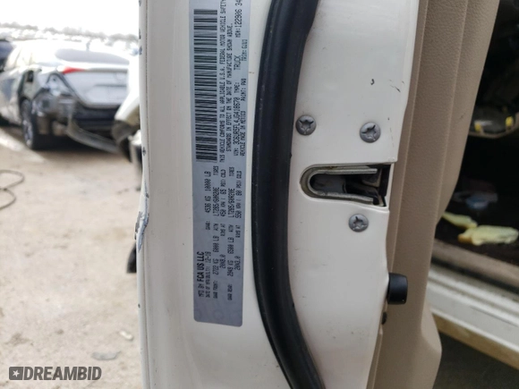 2018 Ram 2500 Laramie with VIN 3C6UR5FL4JG418670, listed as a Copart auction lot 45137684 with 0 mi miles and Salvage Title. Bid and sale history available at carsss.com. Image 12.