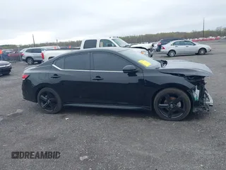2022 Nissan Sentra SR z VIN 3N1AB8DVXNY307372, wystawiony jako IAAI lot #41958405 z przebiegiem 30 373 mil mil oraz . Historia ofert i sprzedaży dostępna na DreamBid. Obrazek 12.