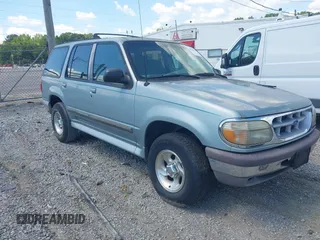 1995 Ford Explorer XL z VIN 1FMDU32X3SZA95827, wystawiony jako IAAI lot #42638276 z przebiegiem 217 159 mil mil oraz . Historia ofert i sprzedaży dostępna na DreamBid. Obrazek 1.
