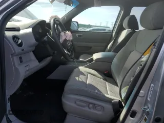 2011 Honda Pilot EX with VIN 5FNYF4H42BB098890, listed as a Copart auction lot 49704515 with 34,337 mi miles and Salvage Title. Bid and sale history available at DreamBid. Image 7.