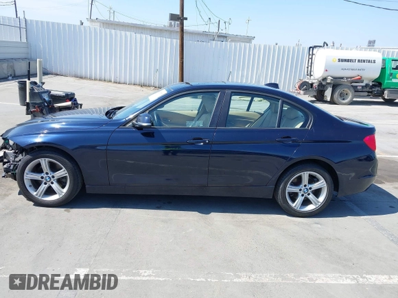2012 BMW 3 Series 328i with VIN WBA3C1C58CA696975, listed as a IAAI auction lot 42507653 with 136,036 mi miles and . Bid and sale history available at DreamBid. Image 15.