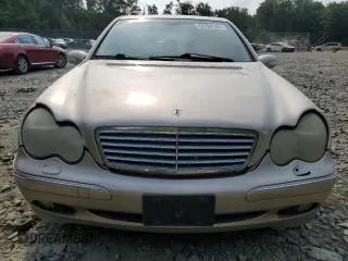 2003 Mercedes-Benz C 230/260/280/320 with VIN WDBRF64J53F314061, listed as a Copart auction lot 65704144 with 210,883 mi miles and Non Repairable. Bid and sale history available at DreamBid. Image 5.