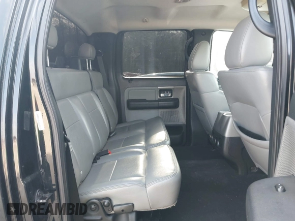 2006 Ford F-150 XLT with VIN 1FTPW04546KC98973, listed as a IAAI auction lot 41856310 with 180,394 mi miles. Bid and sale history available at carsss.com. Image 8.