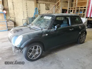 2003 MINI Hardtop S with VIN WMWRE33443TD68483, listed as a Copart auction lot 48637035 with 115,907 mi miles and Clean Title. Bid and sale history available at DreamBid. Image 1.