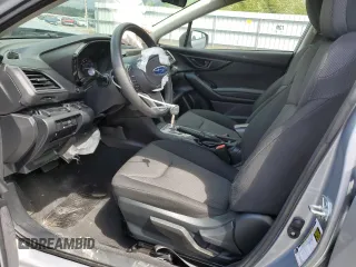 2022 Subaru Impreza z VIN 4S3GTAB68N3712601, wystawiony jako Copart lot #56940115 z przebiegiem 43 109 mil mil oraz Szkoda całkowita • Salvage title. Historia ofert i sprzedaży dostępna na DreamBid. Obrazek 7.