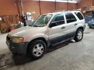 2004 Ford Escape XLT with VIN 1FMCU931X4KB23871, listed as a Copart auction lot 48304065 with 148,618 mi miles and Salvage Title. Bid and sale history available at carsss.com. Image 1.