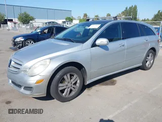 2007 Mercedes-Benz R 5.0L with VIN 4JGCB75E07A039014, listed as a IAAI auction lot 42153844 with 110,743 mi miles. Bid and sale history available at carsss.com. Image 2.